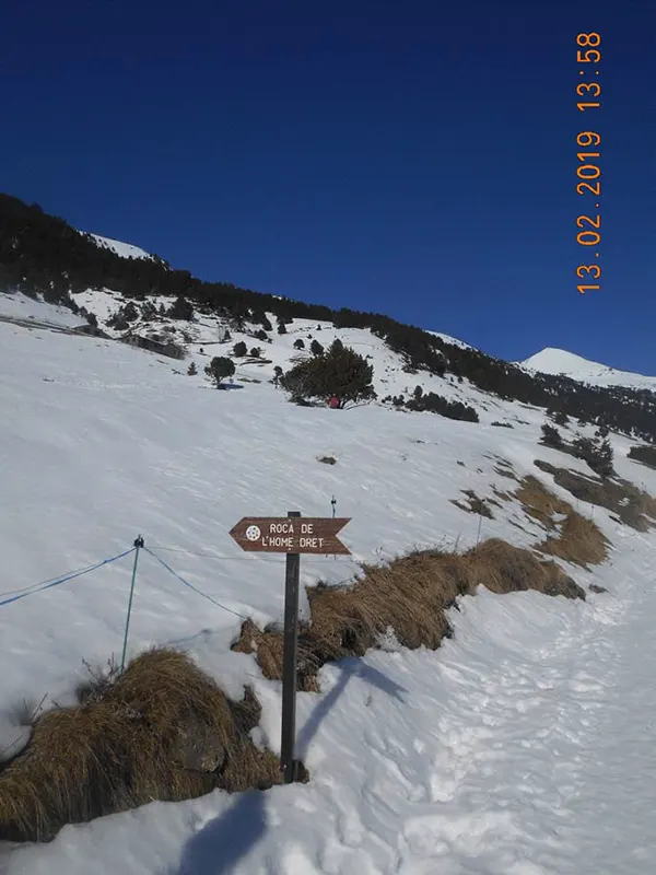 Camí de l’Home Dret a Íncles a l’hivern (fotografia Valentí Turu)