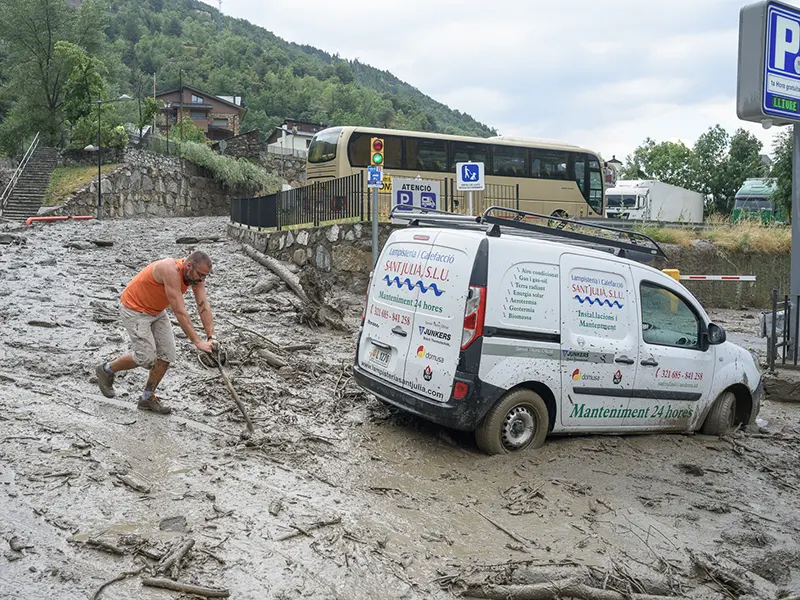 Aiguat del riu d'Aixirivall a Sant Julià de Lòria el 21 Juliol de 2015. (Fotografia 52874: Jordi Solé Joval)