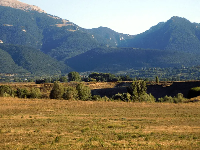 Arxiu del clima del passat a l’antiga gravera de Sanavastre que inclou lignits de més de 2 Ma. Fotografia Valentí Turu (30 de juny 2011)